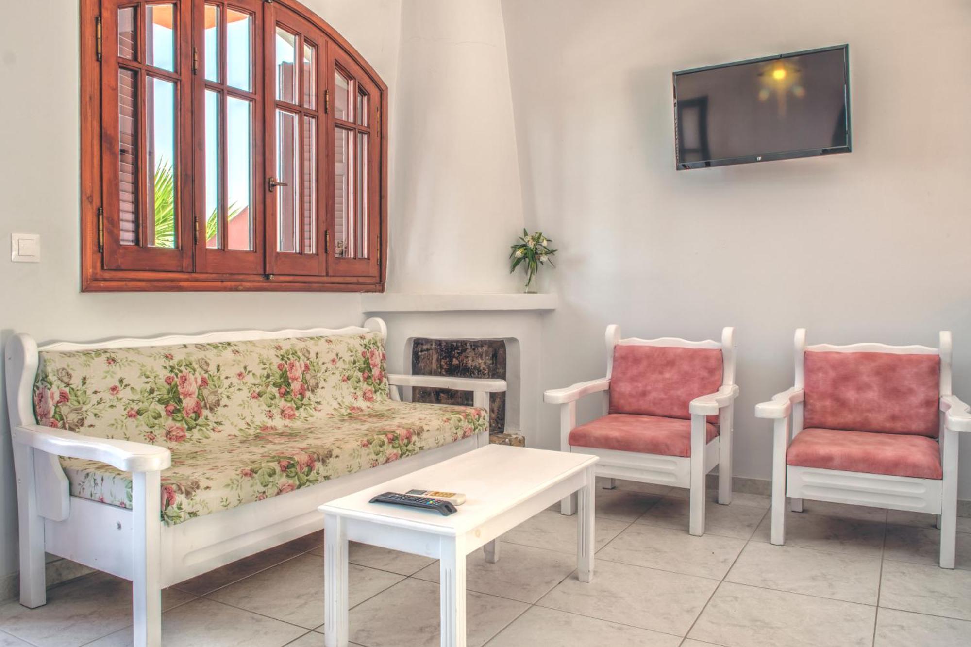 The Palm Garden - Idyllic Pool Apartments In A Green Oasis Ermones Rom bilde